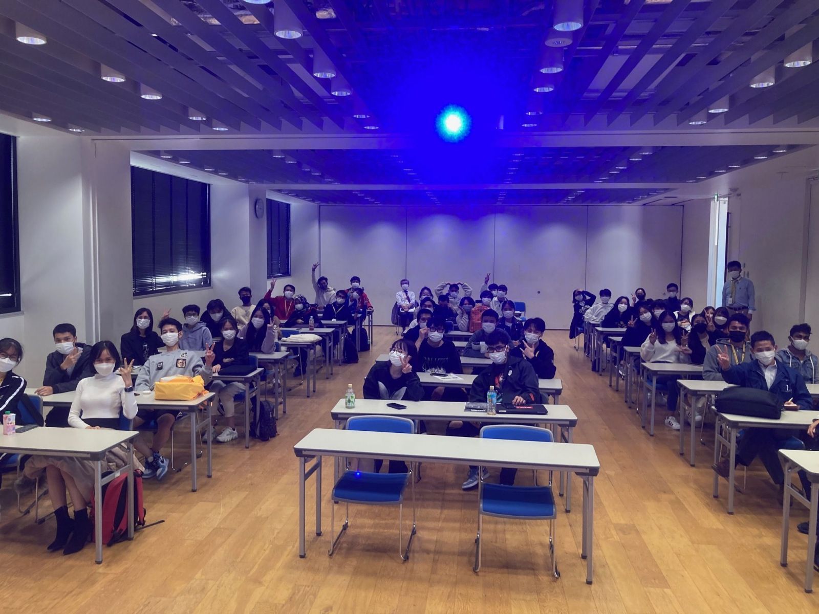 浜松未来総合専門学校へお邪魔しました。 新着情報 藤本工業株式会社｜バリ取り・外観仕上げ（バフ研磨）・ショットブラスト・バリ取りロボット